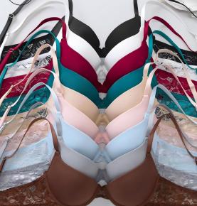 Smooth V‑Neck Push‑Up Bra With Scalloped Lace Underband, Nine Color Options-LK001